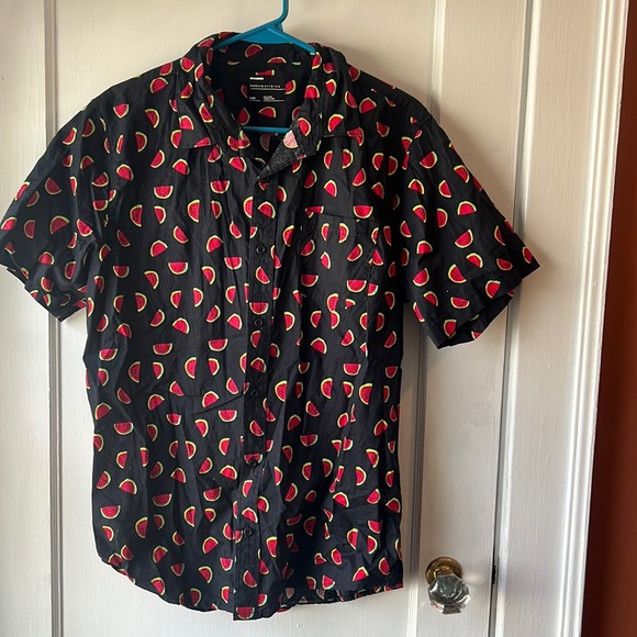 Public Opinion Men's Black Watermelon Pattern Button Up Short Sleeve Shirt - Lrg - Picture 1 of 7